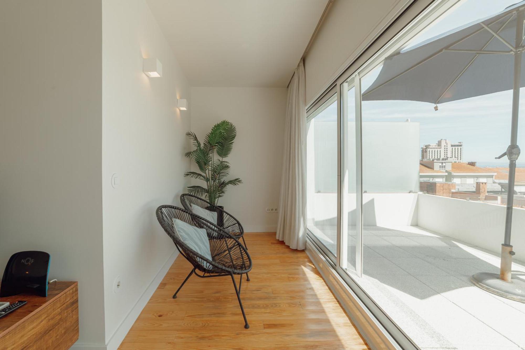 Appartamento Panoramic Views With Terrace By Vacationy